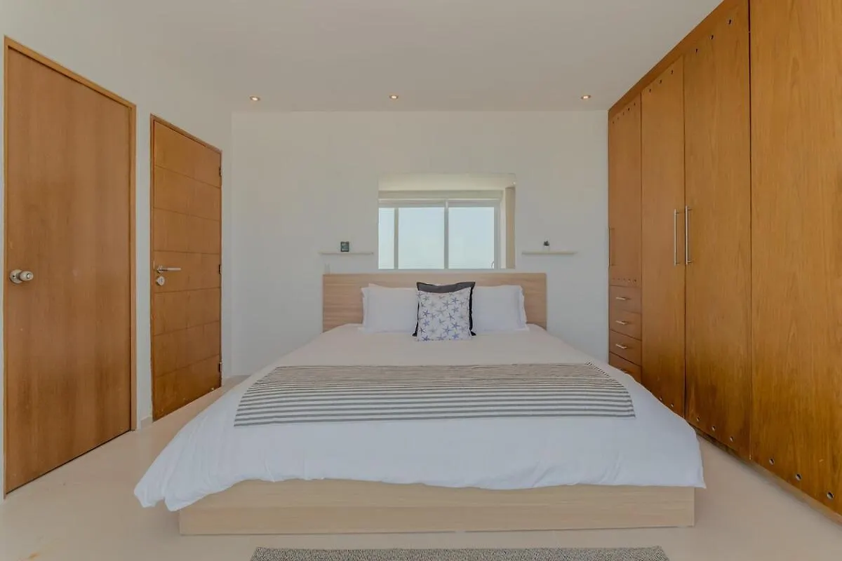 Seaslde Beachfront 4 Bdr By Casa Paraiso Cancún 0*,  Mexico