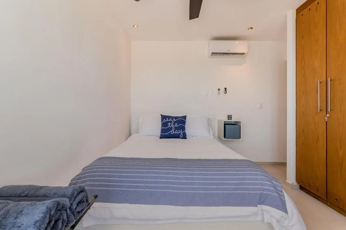 Seaslde Beachfront 4 Bdr By Casa Paraiso Cancun 0*,  Mexico