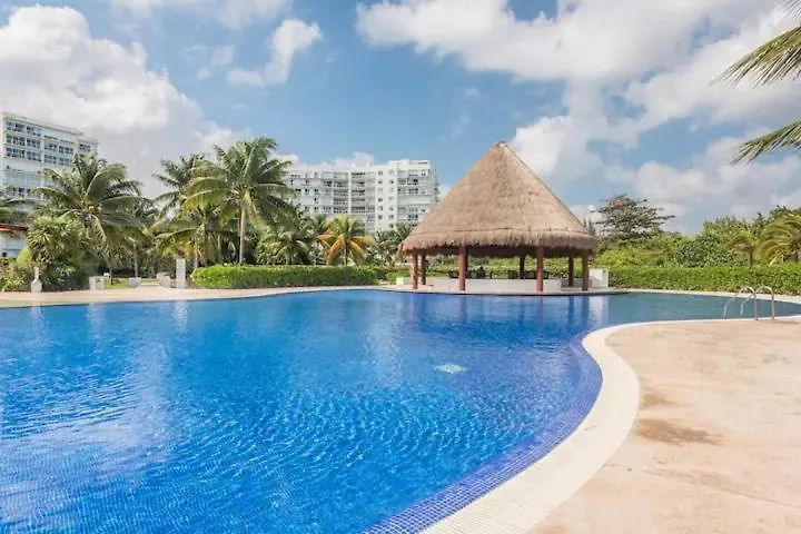 Seaslde Beachfront 4 Bdr By Casa Paraiso Cancun 0*,  Mexico