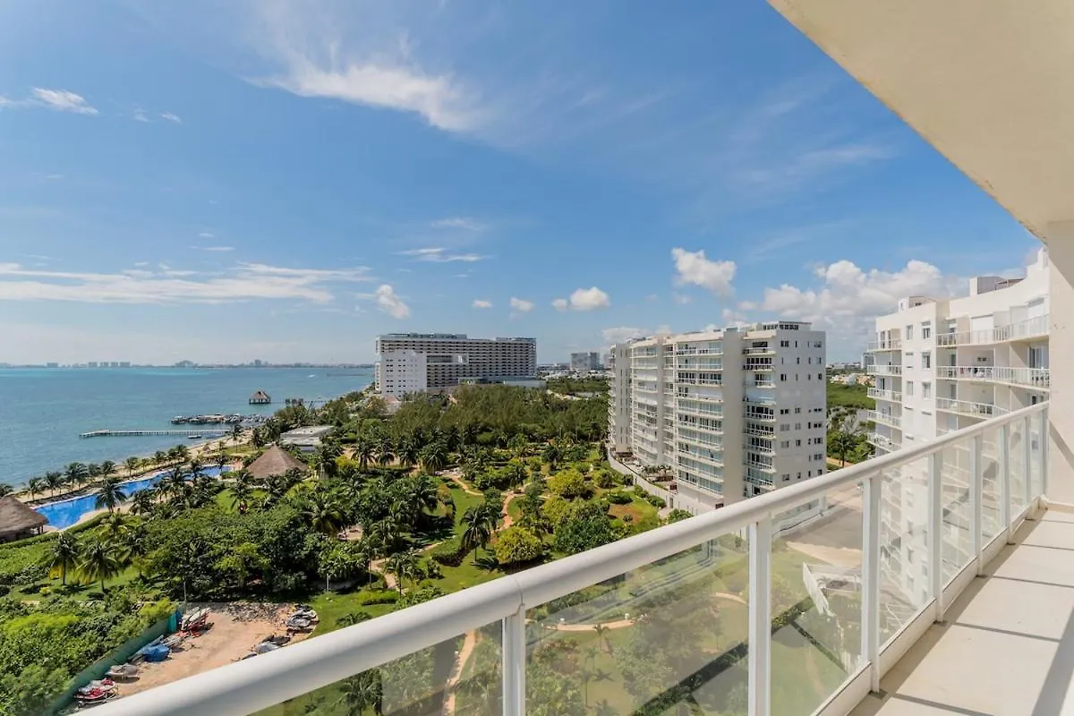 Seaslde Beachfront 4 Bdr By Casa Paraiso Cancun